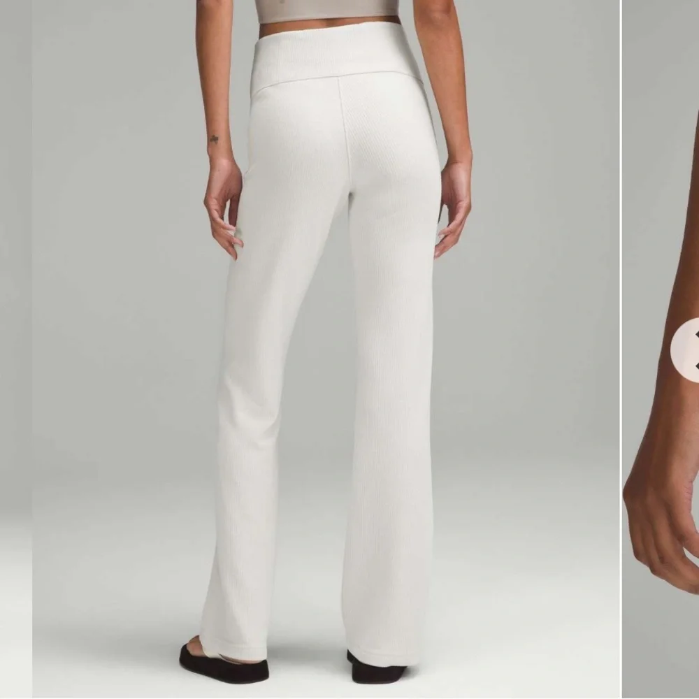 Lululemon Ribbed Softstreme Flared Pant * 32.5 bone size 12 - Picture 3 of 7
